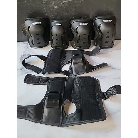 DBX Girls Large Sz 5-8 Express Quad Skate Set Roller Skates W/ Protective Pads - Picture 9 of 12